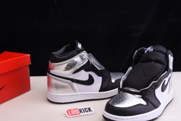 1st Kicks Shoes 1 JORDAN SILVER AIR TOE CD0461-001 WMNS OG HIGH 0713
